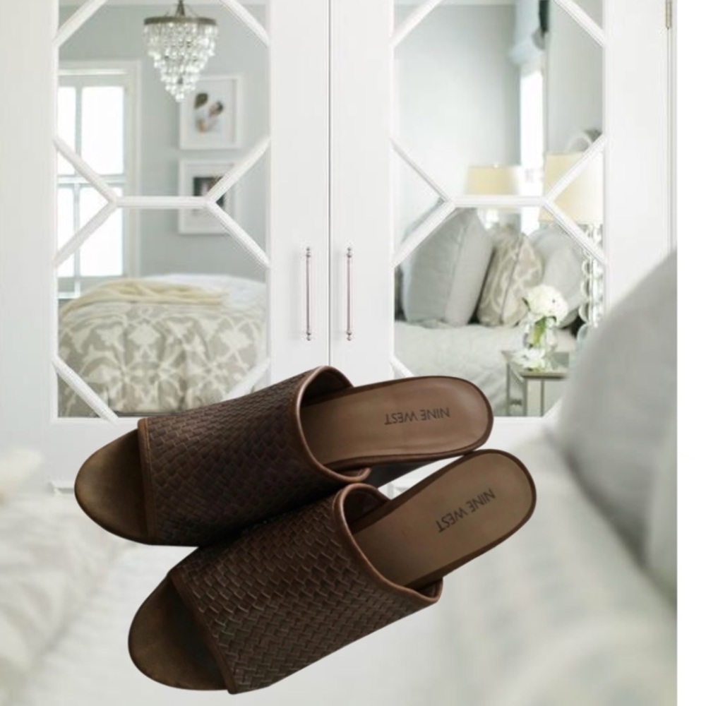 Final Sale Nine West EUC Brown Wedges